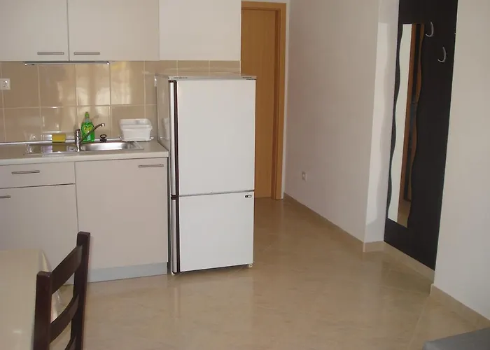 Apartment Dalmacija *